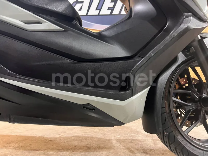 Honda Forza 125 - Vista 43