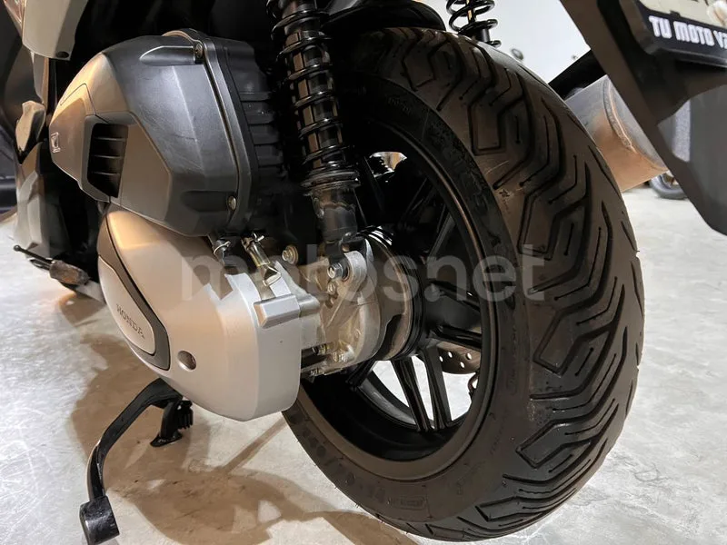 Honda Forza 125 - Vista 57