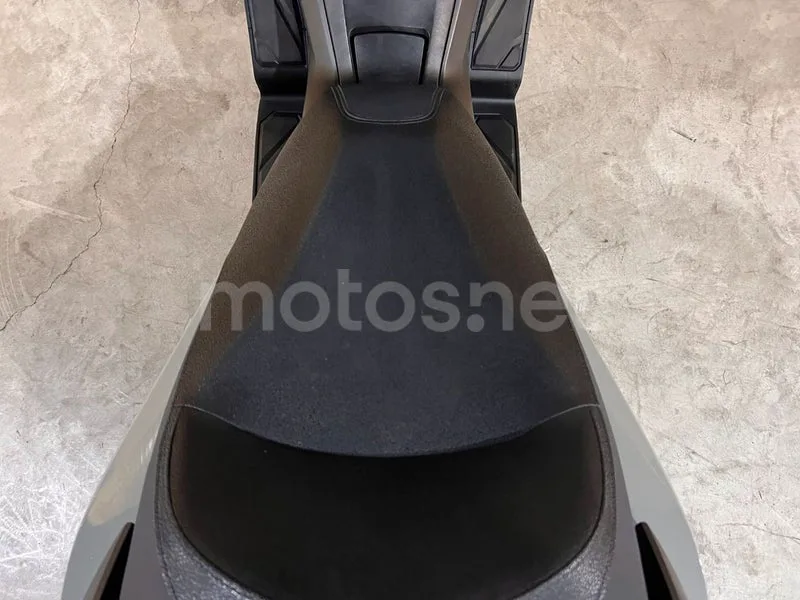 Honda Forza 125 - Vista 10