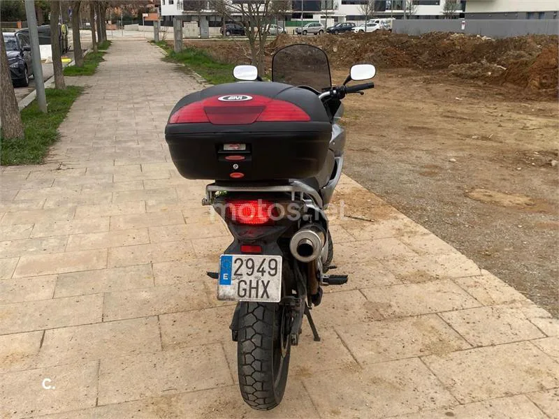 Honda XL125V Varadero - Vista 6