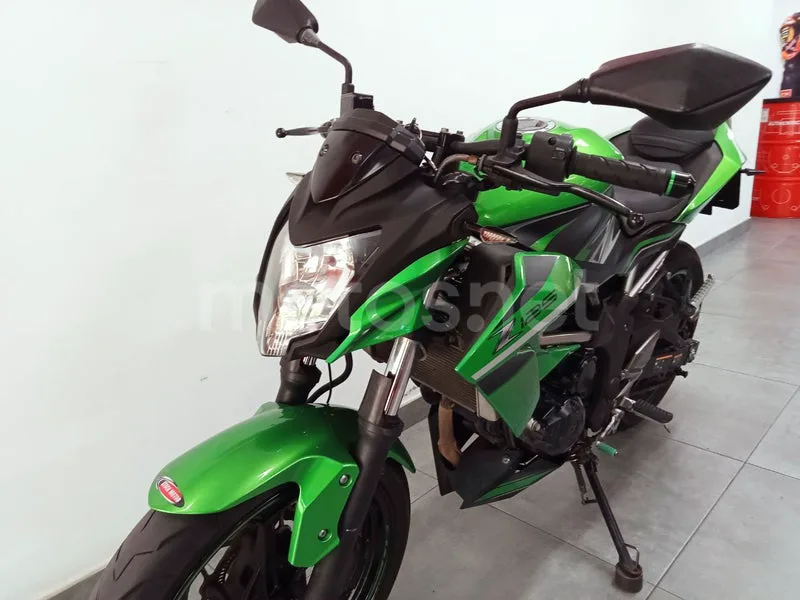 Kawasaki Z125 - Vista 3