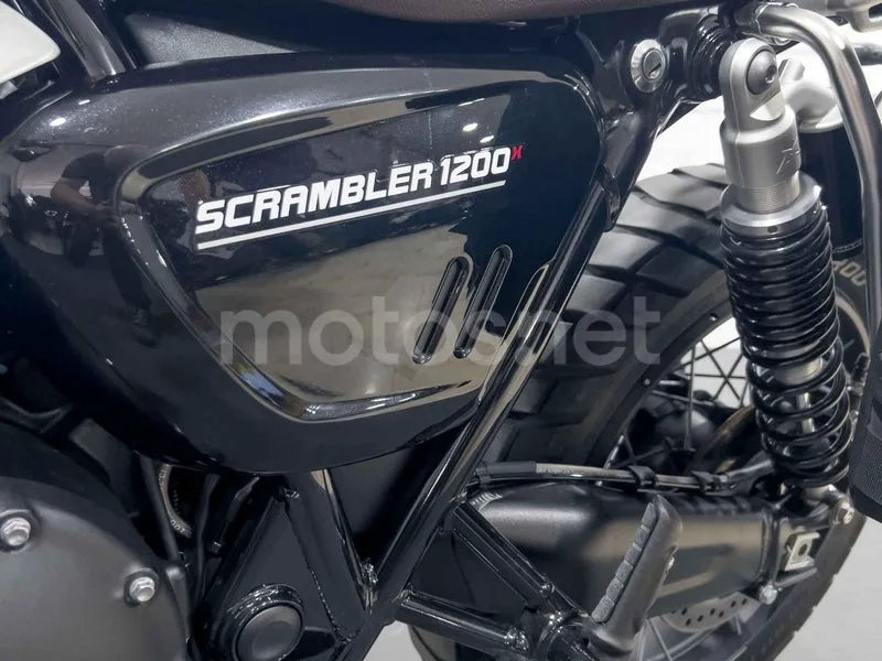 Triumph Scrambler 1200 - Vista 16