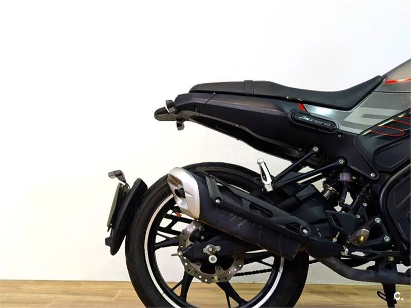 Benelli Leoncino 125 - Vista 3