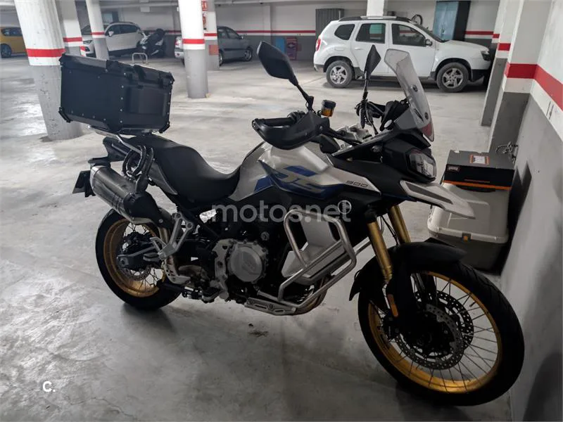 Voge 900DSX - Vista 3