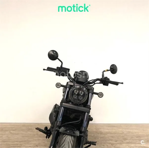 Honda Rebel 1100 - Vista 9