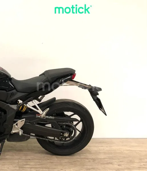 Honda CB650R - Vista 8