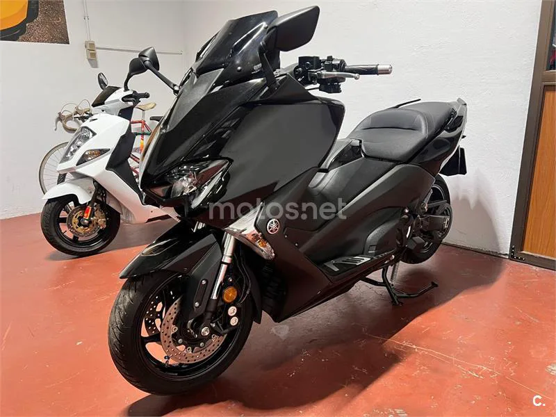 Yamaha TMAX 530 8999 € 2019 Granada - 1