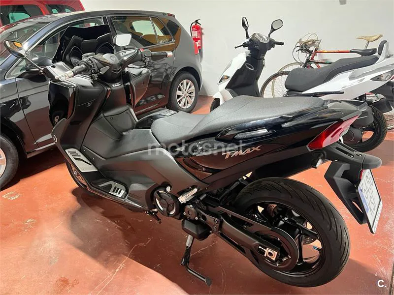 Yamaha TMAX 530 - Vista 7