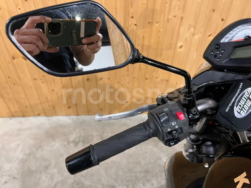 Kawasaki ER-6n - Vista 15