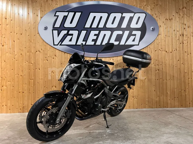Kawasaki ER-6n - Vista 3