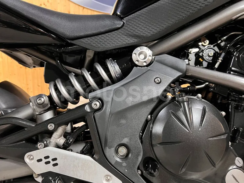 Kawasaki ER-6n - Vista 47