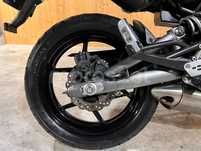 Kawasaki ER-6n - Vista 55