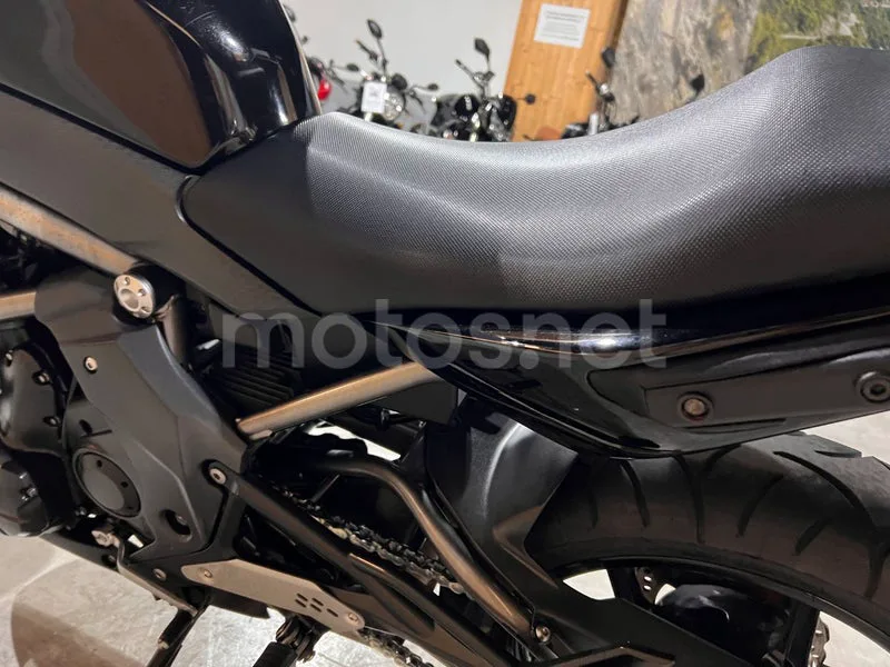 Kawasaki ER-6n - Vista 61