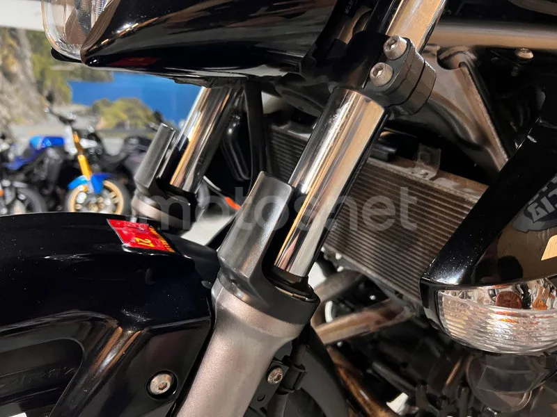 Kawasaki ER-6n - Vista 80