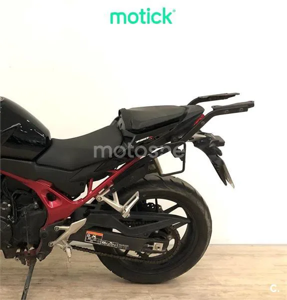 Honda CB750 Hornet - Vista 8
