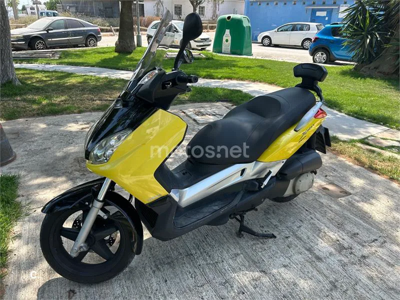 Yamaha XMAX 250 800 € 2005 Cádiz - 1