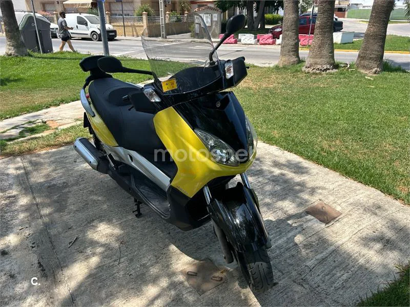 Yamaha XMAX 250 800 € 2005 Cádiz - 2