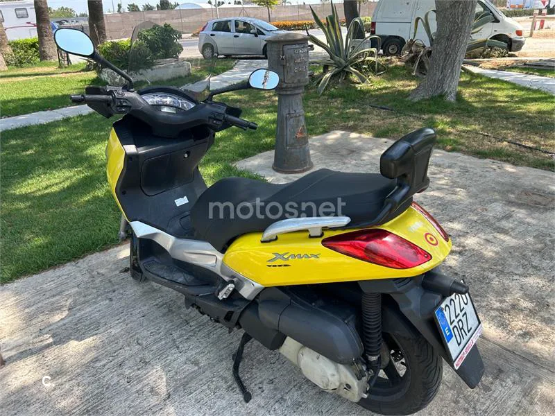 Yamaha XMAX 250 - Vista 3
