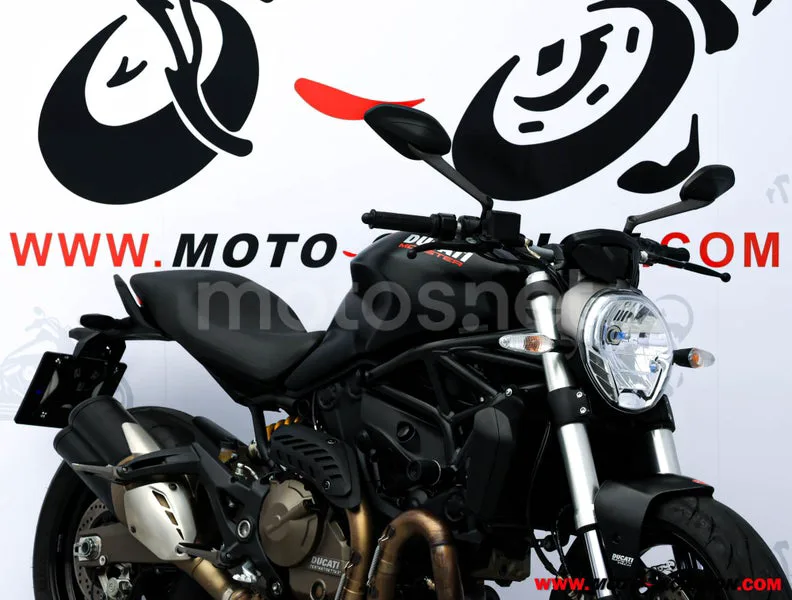 Ducati Monster 821 - Vista 4