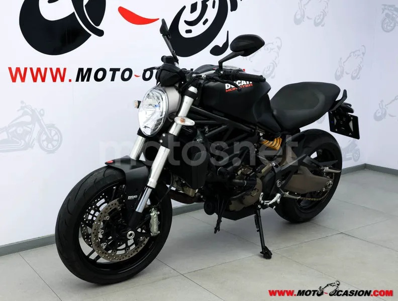 Ducati Monster 821 - Vista 8