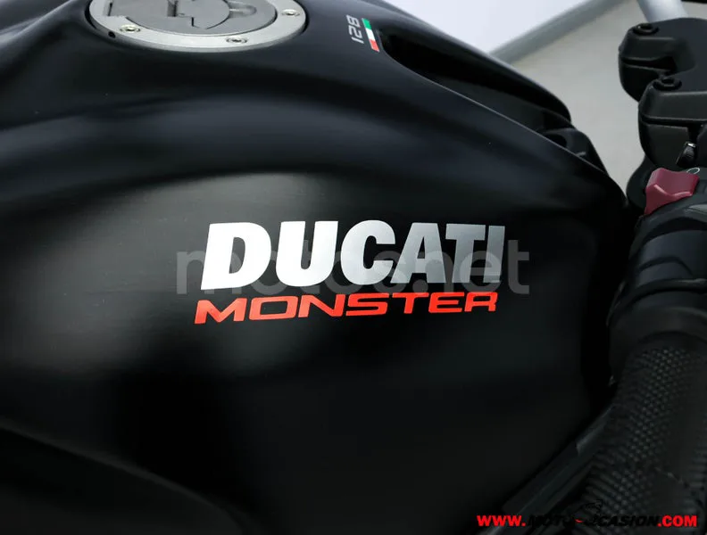 Ducati Monster 821 - Vista 9
