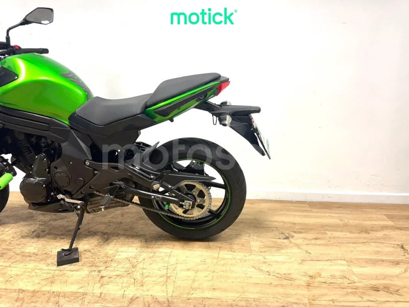 Kawasaki ER-6n - Vista 8