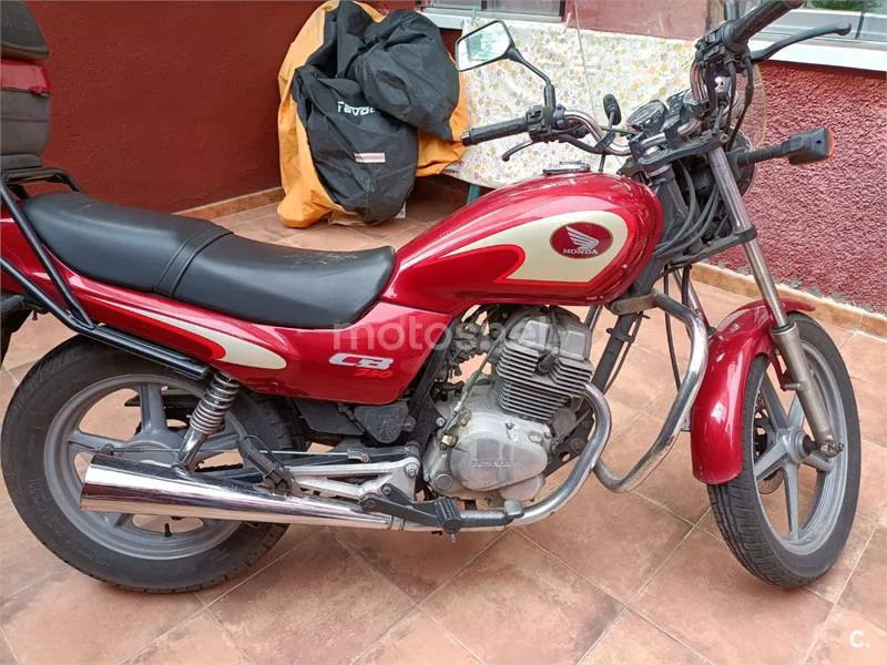 Honda CB250 Two Fifty - Vista 3