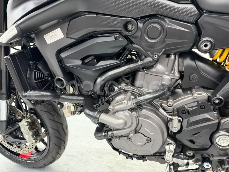 Ducati Monster - Vista 14