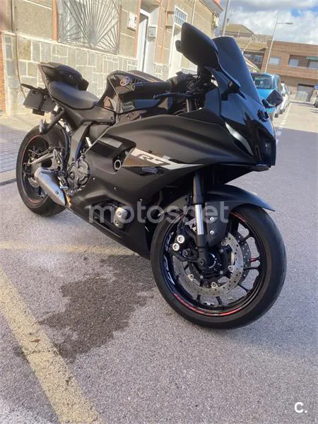 Yamaha YZF-R7 - Vista 6