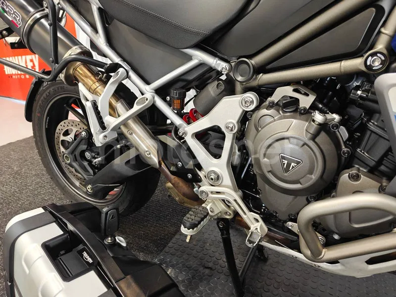Triumph Tiger 1200 GT - Vista 15