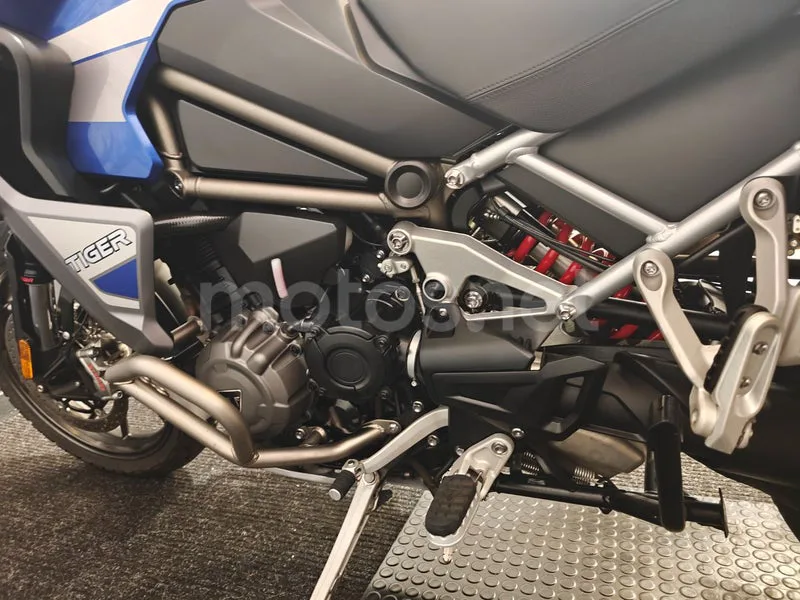 Triumph Tiger 1200 GT - Vista 18