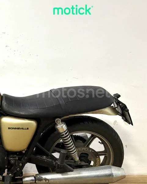 Triumph Bonneville - Vista 7