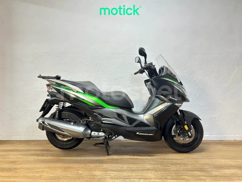 Kawasaki J300 2580 € 2016 Valencia - 2