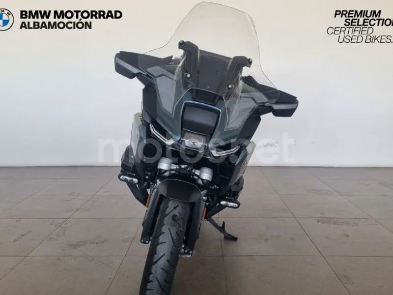 BMW R 1300 RT - Vista 3