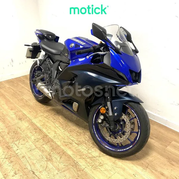 Yamaha YZF-R7 - Vista 11