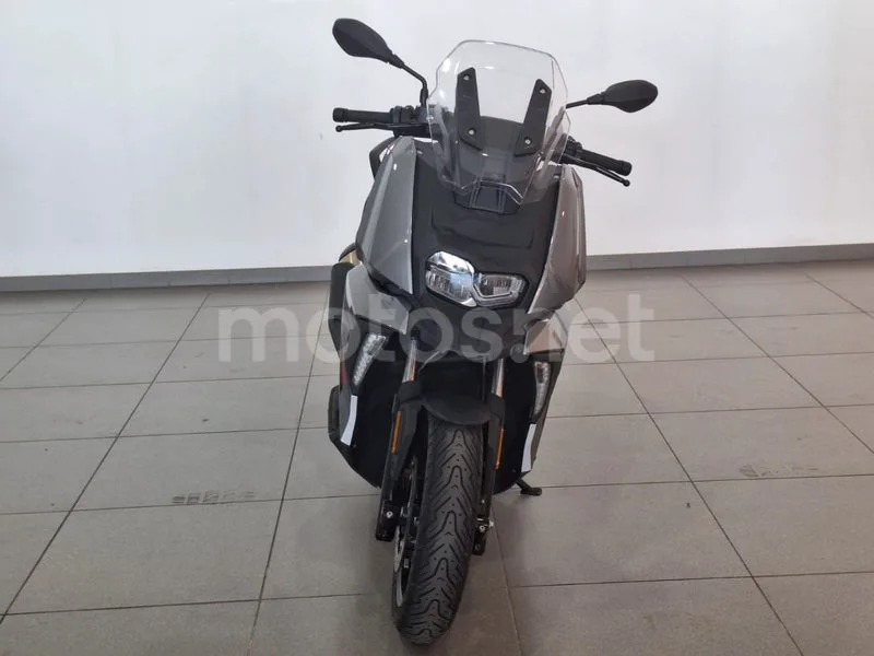 BMW C 400 X - Vista 3