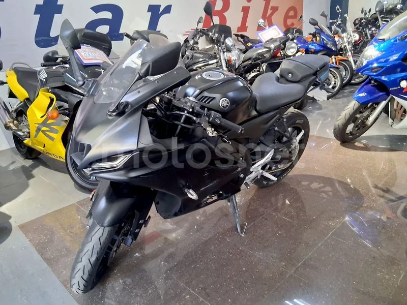 Yamaha YZF-R125 - Vista 6