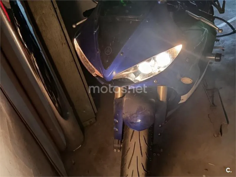 Yamaha YZF-R6 - Vista 4