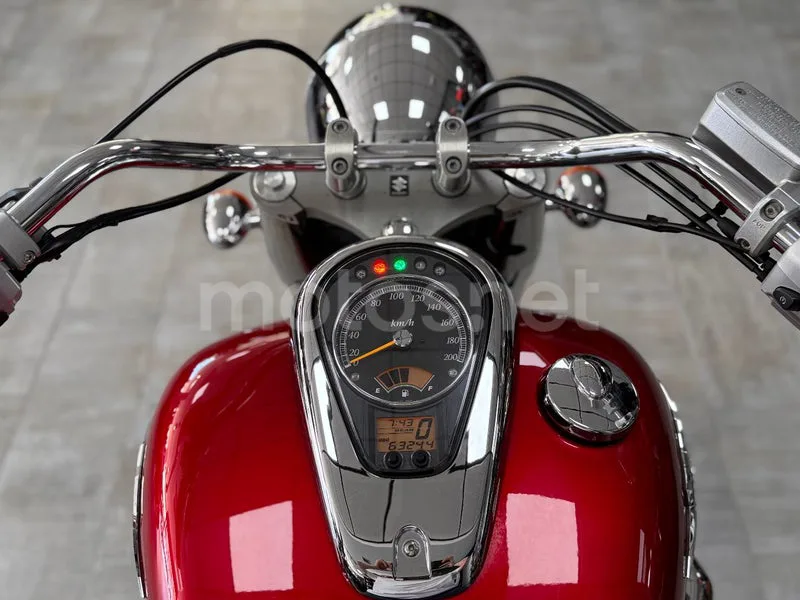Suzuki Intruder C800 - Vista 7