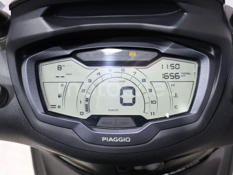 Piaggio Beverly S 400 5890 € 2025 Granada - 2