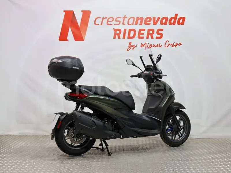Piaggio Beverly S 400 - Vista 11