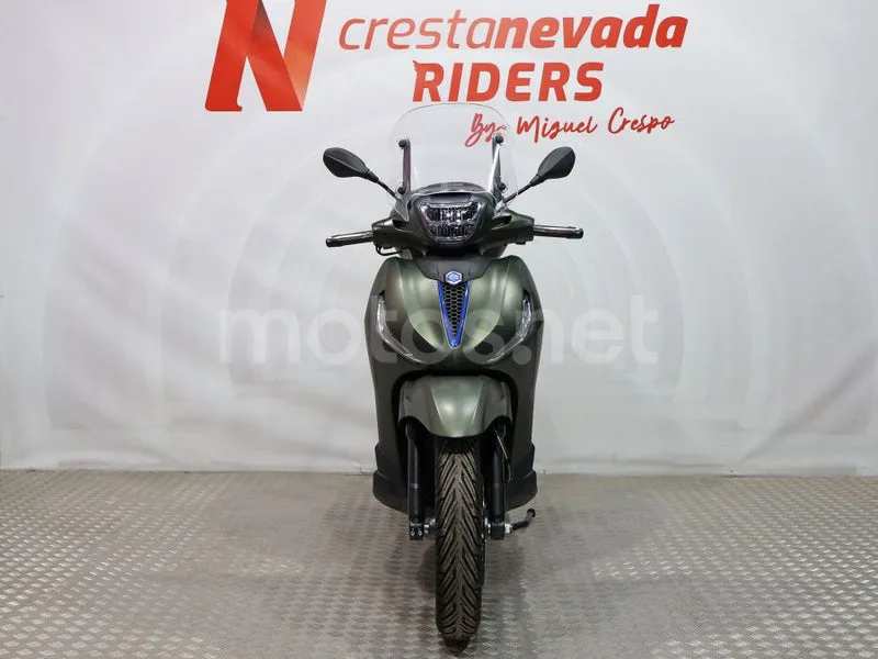 Piaggio Beverly S 400 - Vista 5