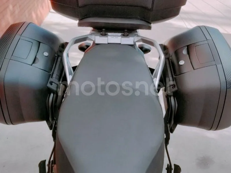 Suzuki V-Strom 1000XT - Vista 19