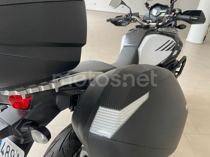 Suzuki V-Strom 1000XT - Vista 8