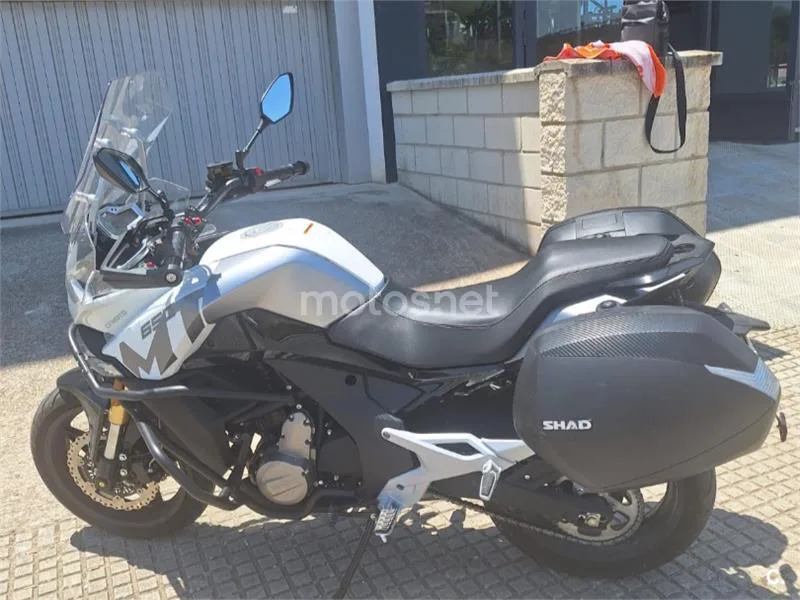CFMOTO 650MT - Vista 5