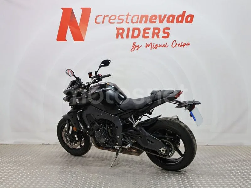 Yamaha MT-10 - Vista 10