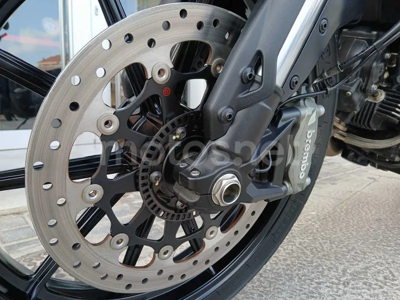 Ducati Scrambler - Vista 12