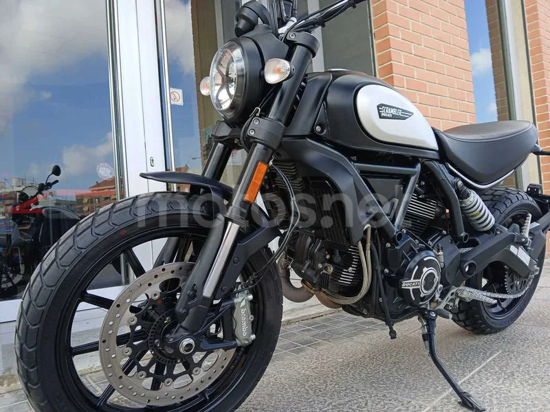 Ducati Scrambler - Vista 13