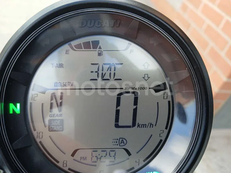 Ducati Scrambler - Vista 15