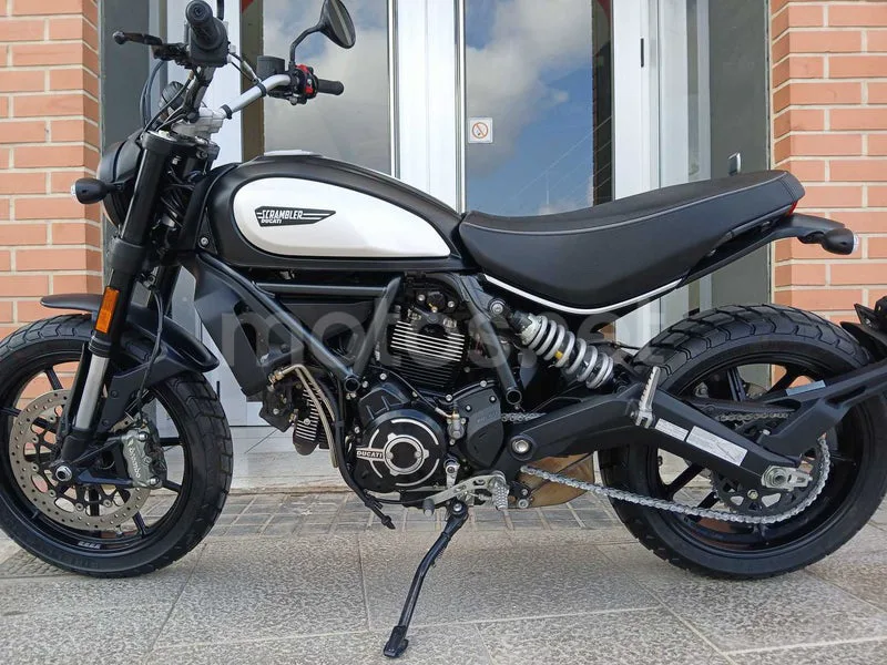 Ducati Scrambler - Vista 4